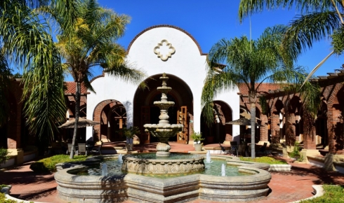 Beautiful Baja:  Stay, Sip, and Savor Valle de Guadalupe